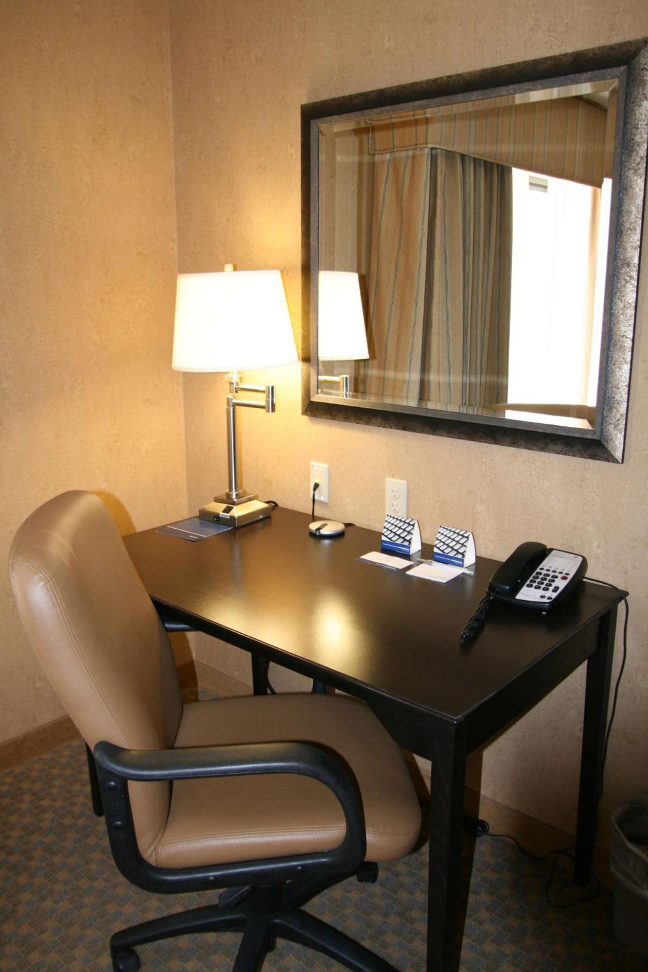 Hampton Inn And Suites Barstow Buitenkant foto